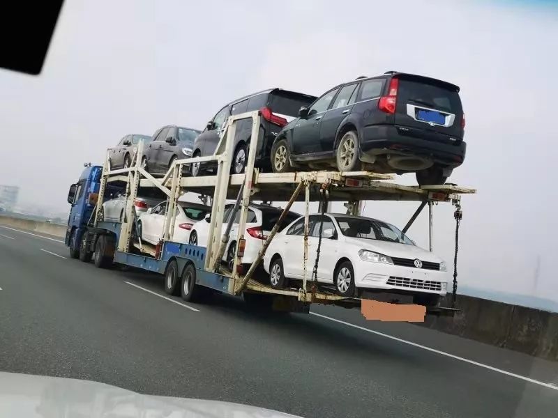 關(guān)于加強(qiáng)車輛運(yùn)輸車違法裝載舉報(bào)工作等問(wèn)題的通知