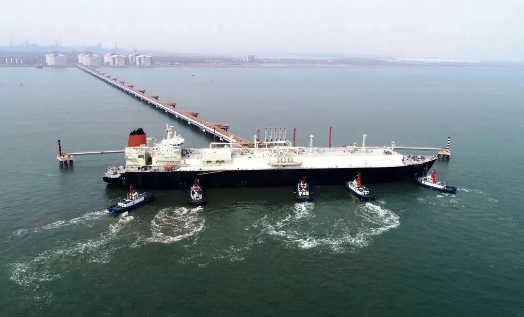 航运脱碳，船东须每年订造4000艘绿色燃料船舶丨航运界