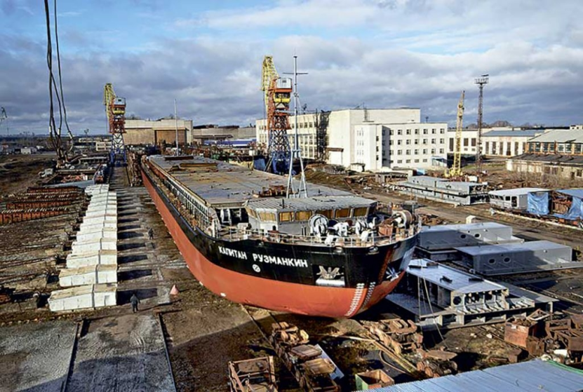 俄罗斯2家船厂将接获30艘散货船订单