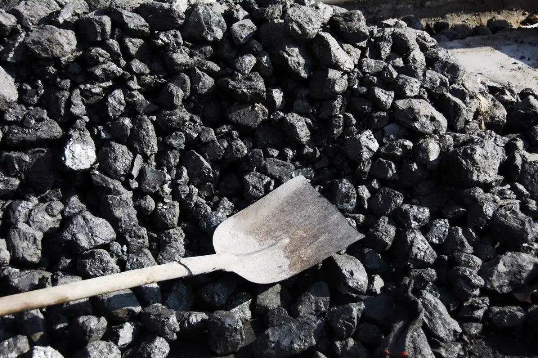 经济复苏，中国煤炭进口激增