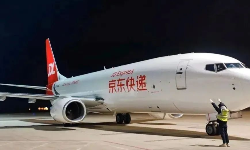 京東順豐爭奪空運市場，航空物流已經(jīng)人滿為患