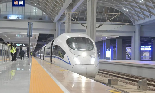 郑渝间高铁确认列车快件批量运输试点工作今日启动