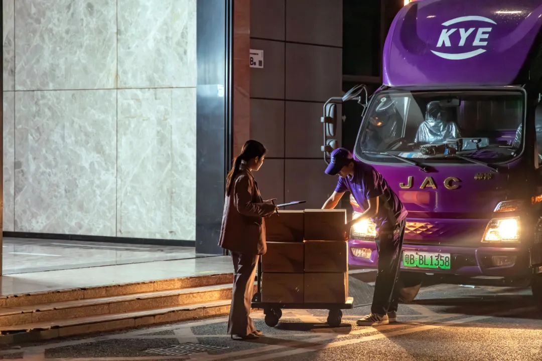 零担收入破200亿，连续多年稳居前三，跨越速运的竞争武器是什么？